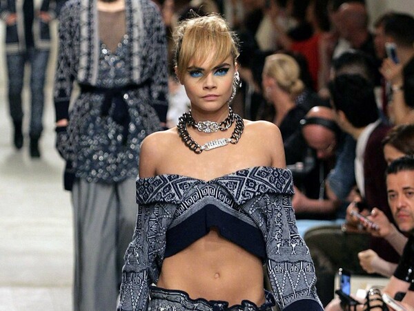 TO ΠΡΟΣΩΠΟ ΤΗΣ ΗΜΕΡΑΣ: η ατίθαση Cara Delevingne