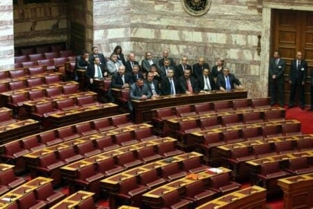 Ερευνητές καταδεικνύουν τη σχέση μεταξύ ρατσισμού και βλακείας