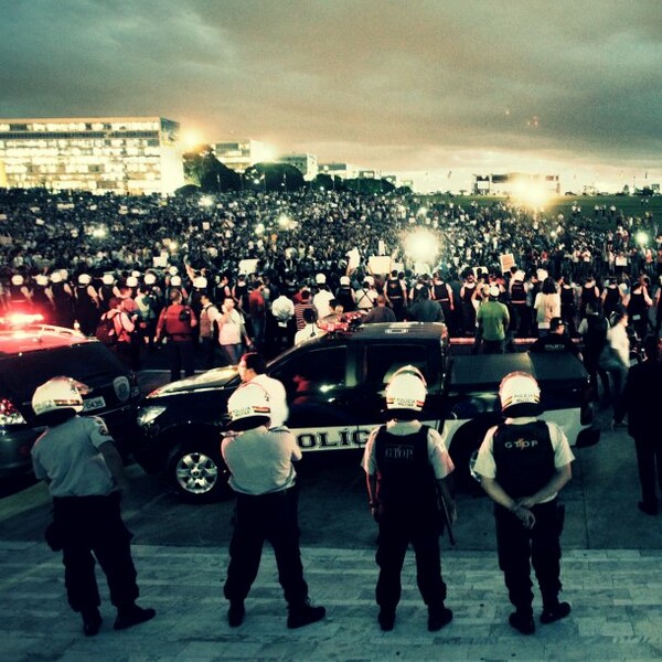 40 φωτογραφίες εξέγερσης και καταστροφής από τη Βραζιλία