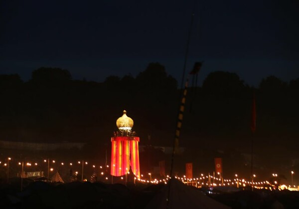 Το Glastonbury 2014 ξεκίνησε