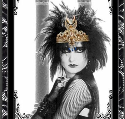 Καταπληκτικές κάρτες Ταρώ με 80s New Wave θέμα