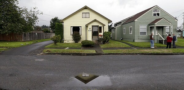 Με αφορμή την πώληση του: Εικόνες απο το σπίτι που μεγάλωσε ο Kurt Cobain 