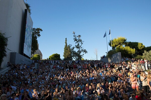 57 μεγάλες φωτογραφίες απ' την Κυριακή της Μαρίας Κάλλας