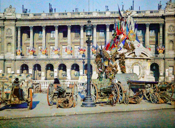 Έγχρωμο Παρίσι του 1900