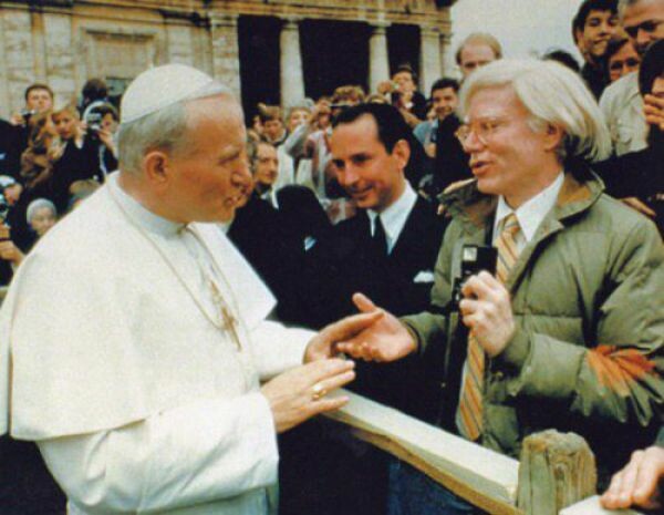 Όταν ο Άντι Γουόρχολ συνάντησε τον Πάπα