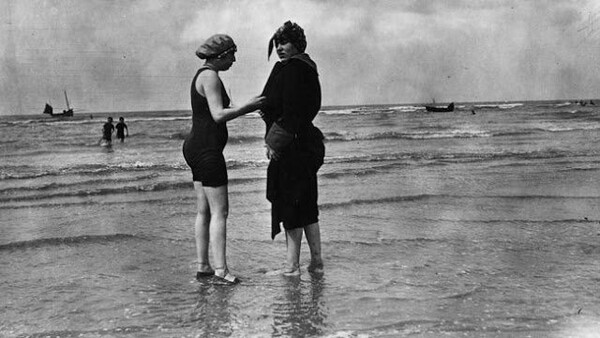 Πριν 100 χρόνια στην παραλία: 18 vintage καλοκαιρινές εικόνες 