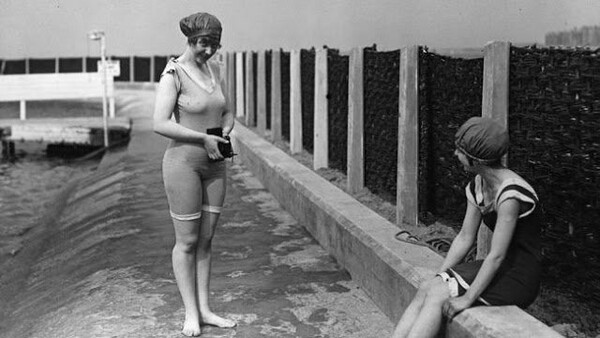 Πριν 100 χρόνια στην παραλία: 18 vintage καλοκαιρινές εικόνες 