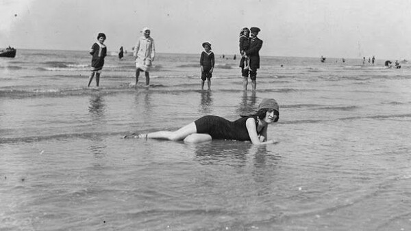 Πριν 100 χρόνια στην παραλία: 18 vintage καλοκαιρινές εικόνες 