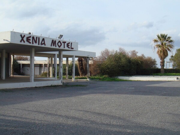 20 φωτογραφίες απ' το Motel Xenia - παραλία Καρτερού, Ηράκλειο Κρήτης 