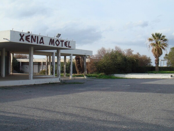 20 φωτογραφίες απ' το Motel Xenia - παραλία Καρτερού, Ηράκλειο Κρήτης