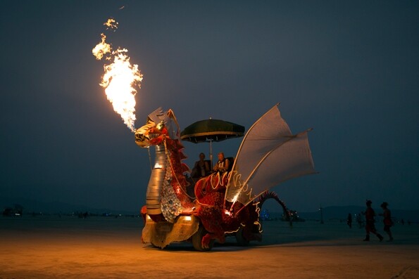 25 εντυπωσιακές φωτογραφίες από το φετινό Burning Man