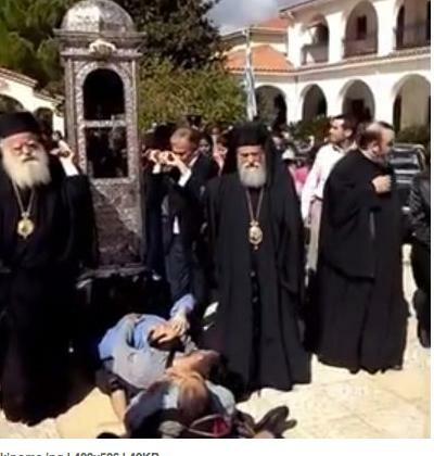 Δυο μητροπολίτες, μια δαιμονισμένη και ένα εξορκισμός στην μαγευτική Κεφαλλονιά