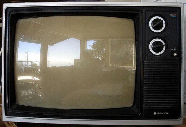 Όταν η καλή τηλεόραση στην Ελλάδα ήταν εισαγόμενη, μέσω δορυφόρων