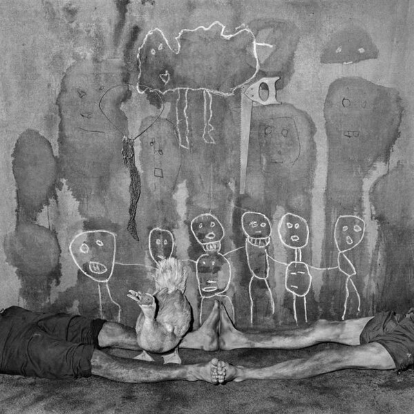 Οι πανέμορφες "βρώμικες" φωτογραφίες του Roger Ballen