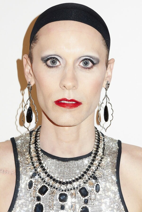 Ο Jared Leto είναι μια ελκυστική γυναίκα
