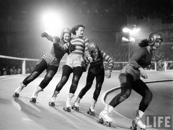 Φωτο-αφιέρωμα: Η πρώτη πίστα για roller skating.