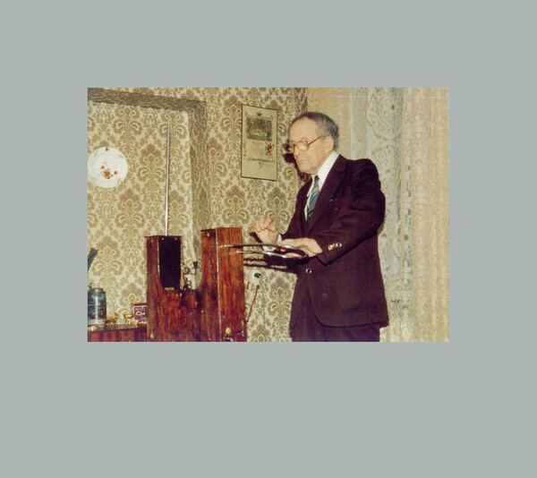 Θέρεμιν, το πρώτο ηλεκτρονικό μουσικό όργανο.