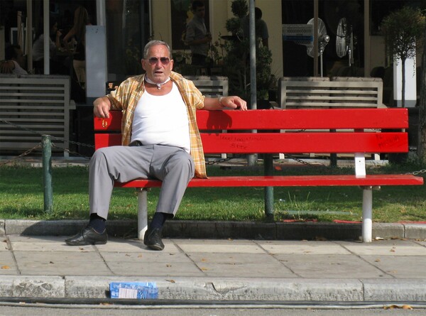 Μία μέρα στον κόσμο. Χρήστος Καλός.