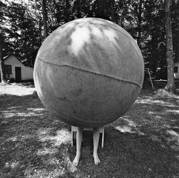 Η φωτογραφία ως μαγική εικόνα (1956-2006). Arthur Tress.