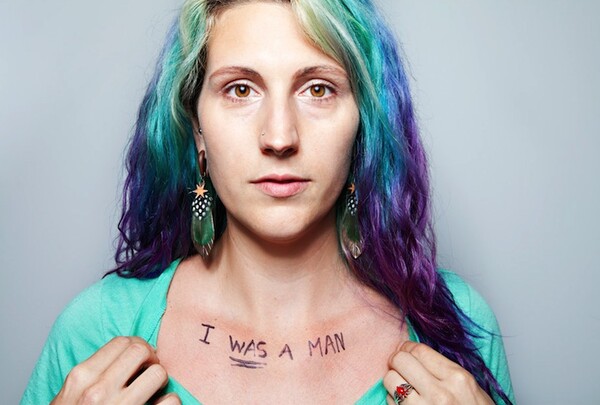 "What I be": Γενναίοι άνθρωποι αποκαλύπτουν τα τρωτά τους σημεία μπροστά στο φακό