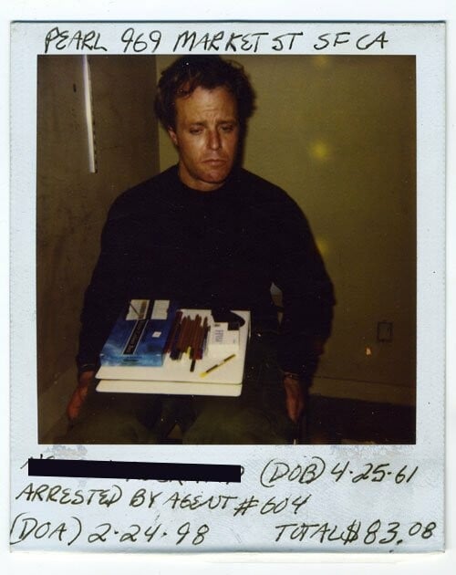 Αυτές οι polaroids μικροκλεφτών από τα 90s που πιάστηκαν στα πράσα είναι σχεδόν τέχνη