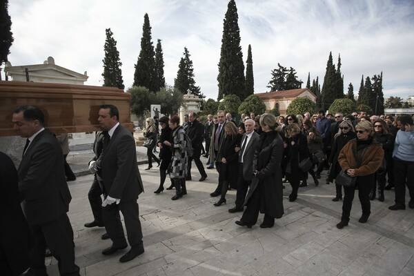 Φωτορεπορτάζ: Το τελευταίο αντίο στον Σεραφείμ Φυντανίδη