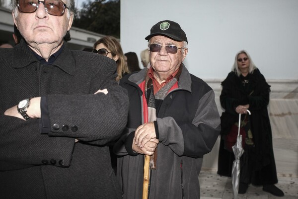 Φωτορεπορτάζ: Το τελευταίο αντίο στον Σεραφείμ Φυντανίδη