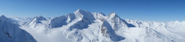 Ο Στέφανος Τσιμικάλης έκανε σκι στα βουνά της Αλάσκας 