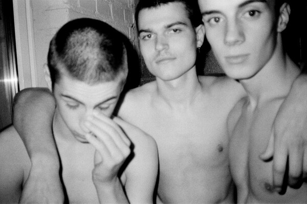 O Gosha Rubchinskiy ντύνει (και φωτογραφίζει) την ρώσικη street youth, όπως κανένας άλλος