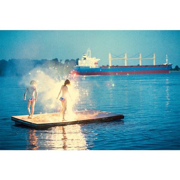 Στον επίγειο παράδεισο του Ryan McGinley