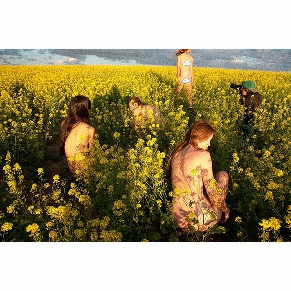 Στον επίγειο παράδεισο του Ryan McGinley