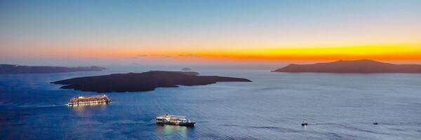Chạy tự do với đường đua Santorini
