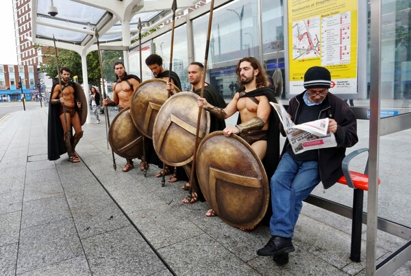 This is SPARTA...στο μετρό του Λονδίνου