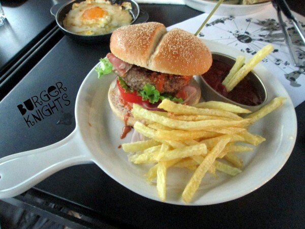 Οι Ιππότες του Στρογγυλού Burger