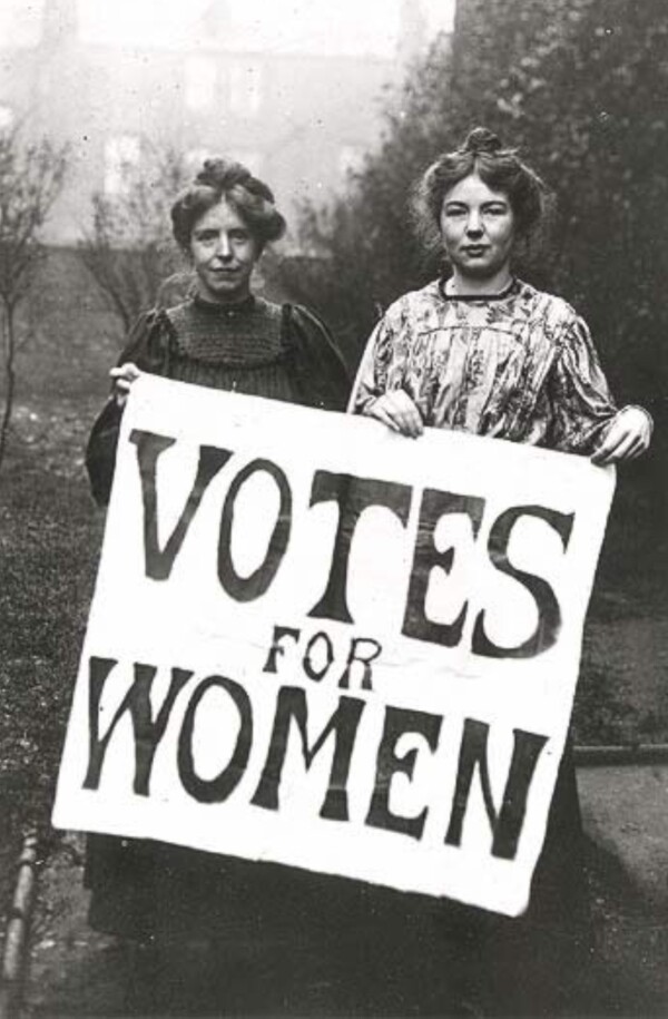 Γνωρίζετε ποια ήταν η πρώτη χώρα που έδωσε δικαίωμα ψήφου στις γυναίκες;