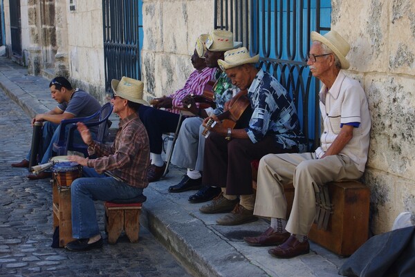 Απόψε, οι Buena Vista Social Club μάς λένε Αντίο 