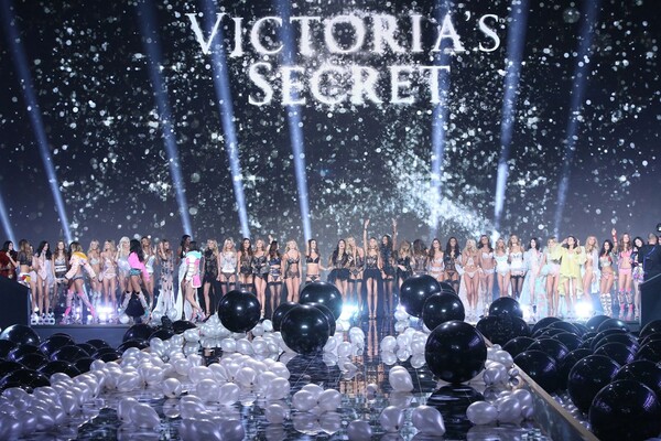 Victoria's Secret 2014 - Η διασημότερη και πιο sexy πασαρέλα του πλανήτη