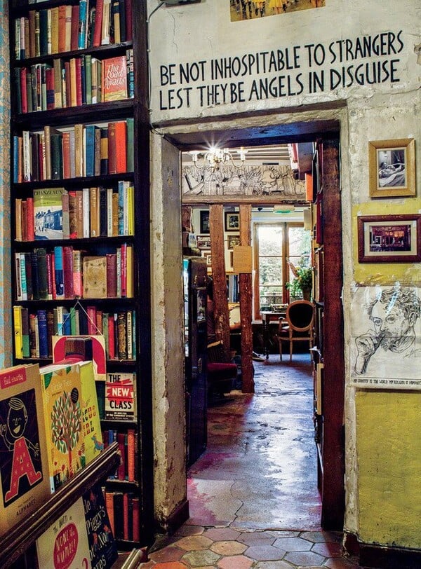 Shakespeare and Company: το πιο διάσημο βιβλιοπωλείο του κόσμου