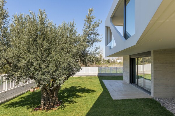 Paradox House στην Παιανία