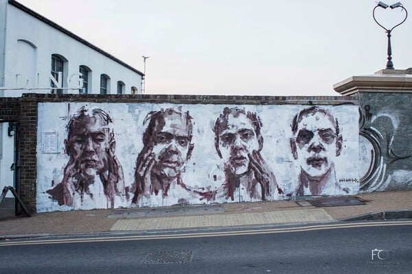 Τα ποιητικά murals του Borondo