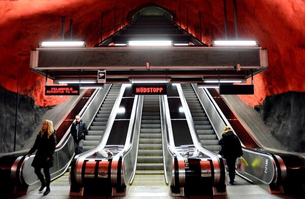 To μετρό της Στοκχόλμης είναι το πιο όμορφο της Ευρώπης