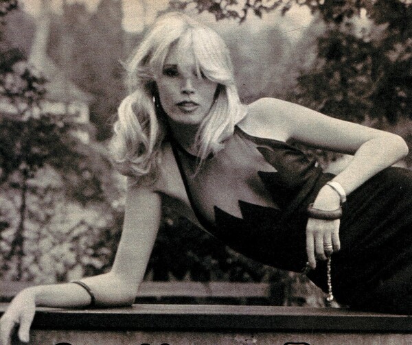 Για την αινιγματική disco - queen Amanda Lear