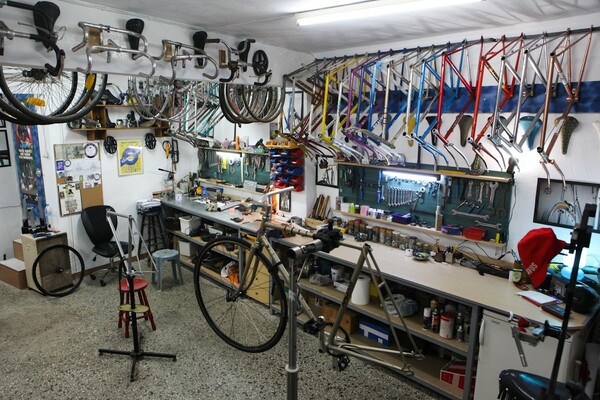 Μια μέρα στο Vintage Bicycle Workshop της Θεσσαλονίκης