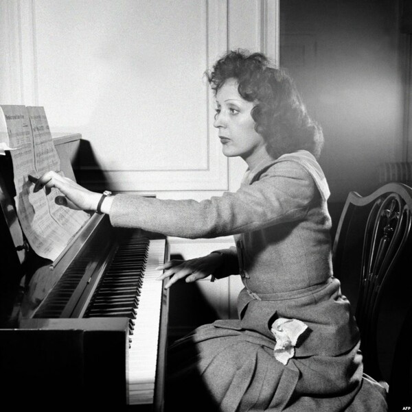Από τι πέθανε τελικά η Edith Piaf ;