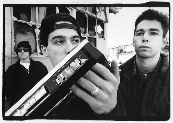 Glen E. Friedman - Ο εμβληματικός punk rock φωτογράφος