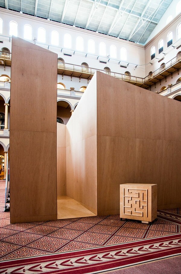 Ένας απίστευτος λαβύρινθος στο Εθνικό Μουσείο Κτιρίων της Ουάσιγκτον