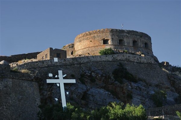 Κώστας Τσόκλης: «Θα ήθελα να έχω αυτοκτονήσει, τώρα πλέον είναι αργά».