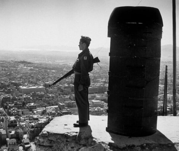 27 ασπρόμαυρες φωτογραφίες από τον Ελληνικό Εμφύλιο