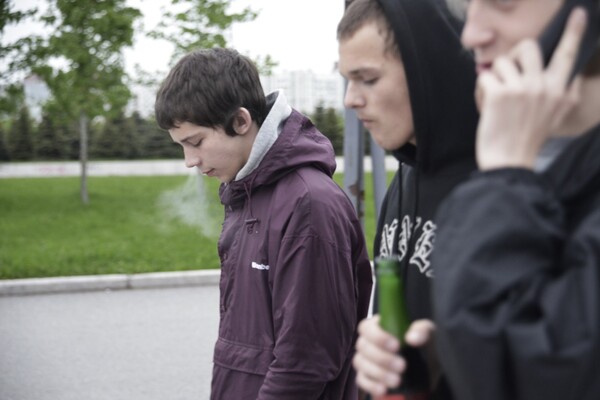 O Gosha Rubchinskiy ντύνει (και φωτογραφίζει) την ρώσικη street youth, όπως κανένας άλλος