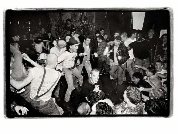 Glen E. Friedman - Ο εμβληματικός punk rock φωτογράφος